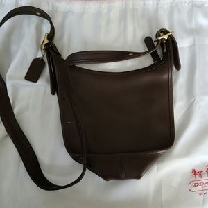 Vintage Leather Coach crossbody